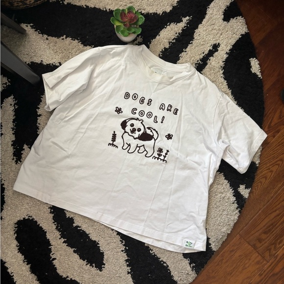 Dogs are Cool! Tee Large - Picture 1 of 5